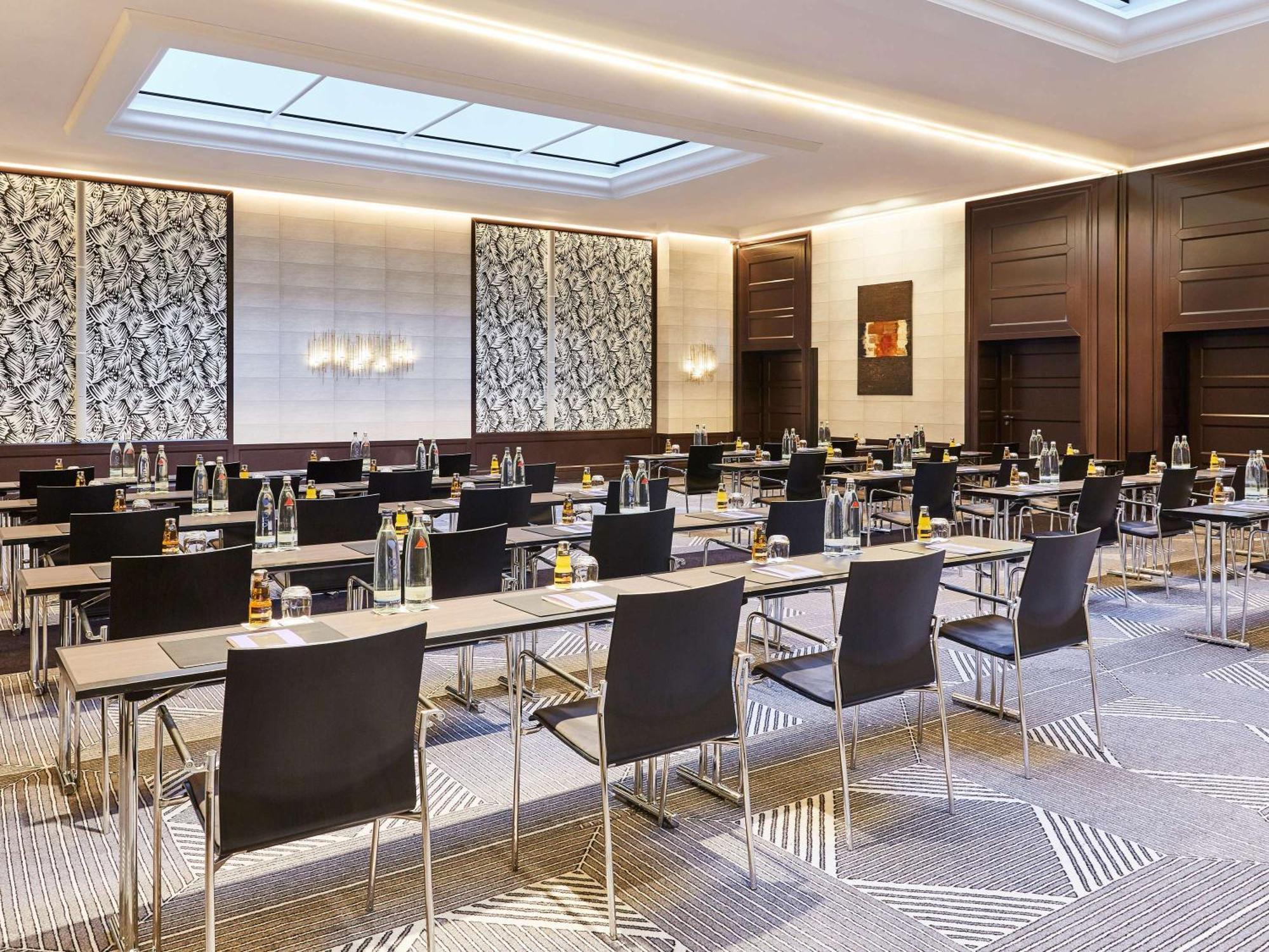 Hotel Sofitel Frankfurt Opera Francoforte sul Meno Esterno foto Meeting room