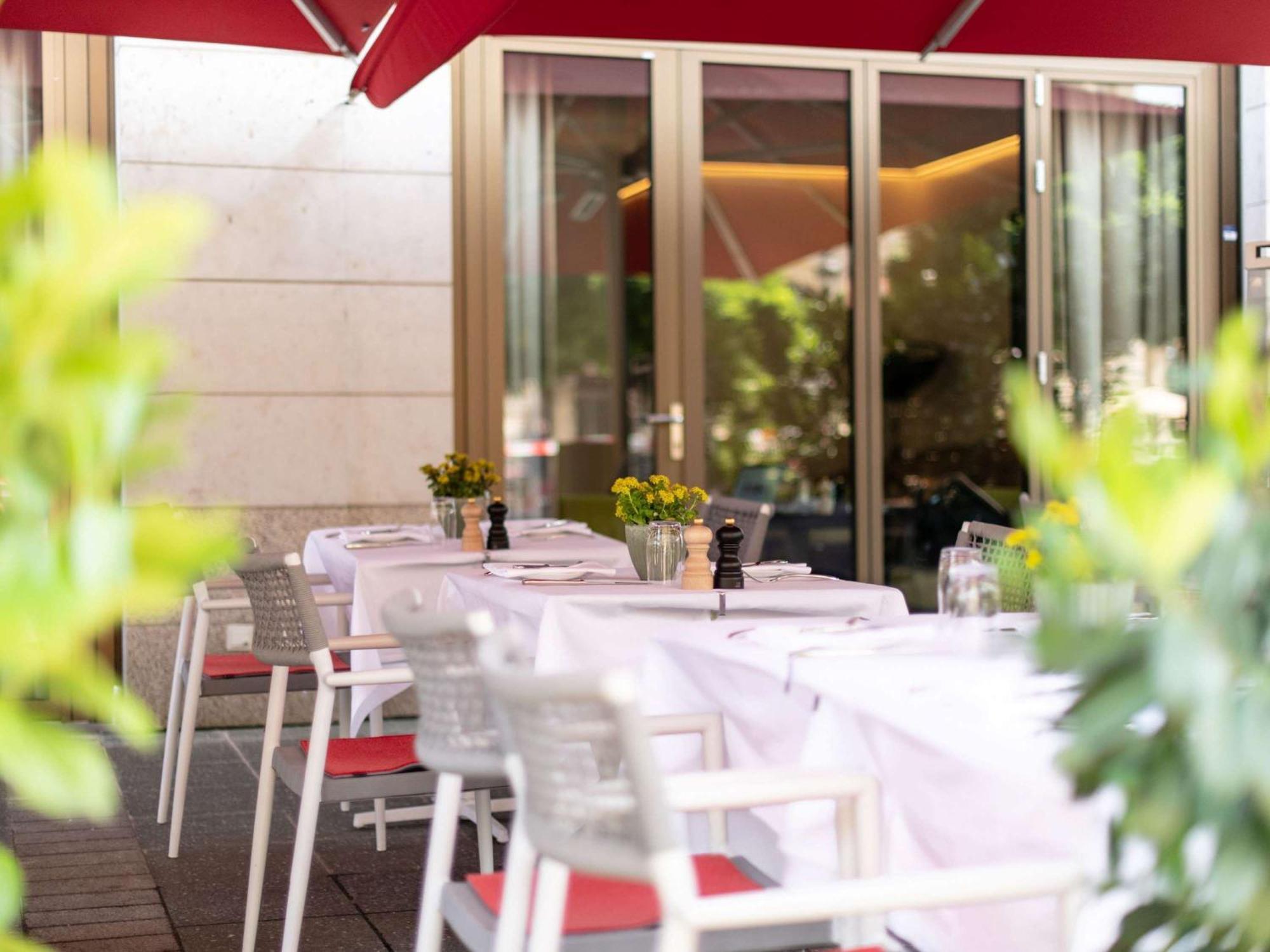 Hotel Sofitel Frankfurt Opera Francoforte sul Meno Esterno foto Restaurant
