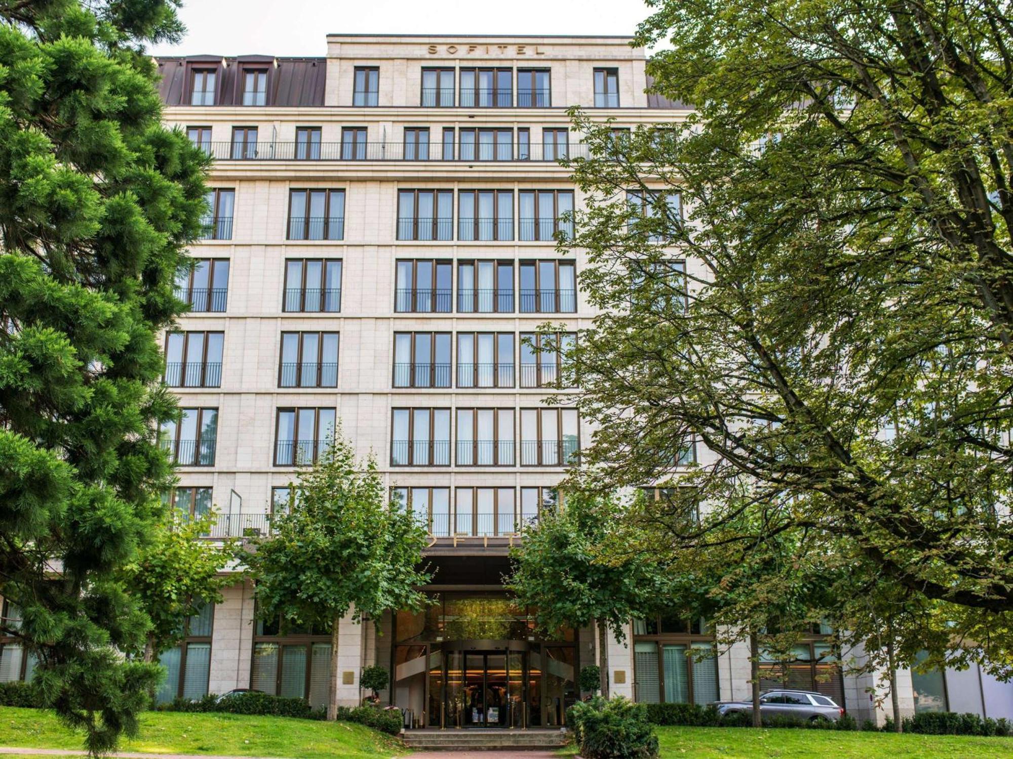 Hotel Sofitel Frankfurt Opera Francoforte sul Meno Esterno foto